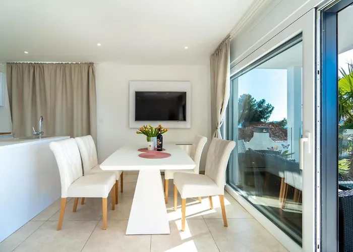 Appartement Beautiful In Bibinje