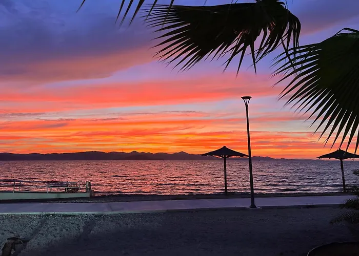 Beautiful In بيبينيا